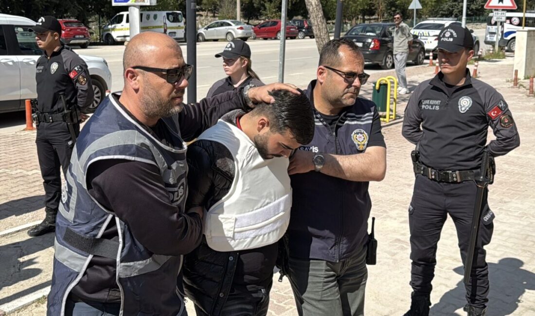 BURDUR (AA) – Antalya'da kayıp olarak aranan Kübra Yapıcı'nın (30)