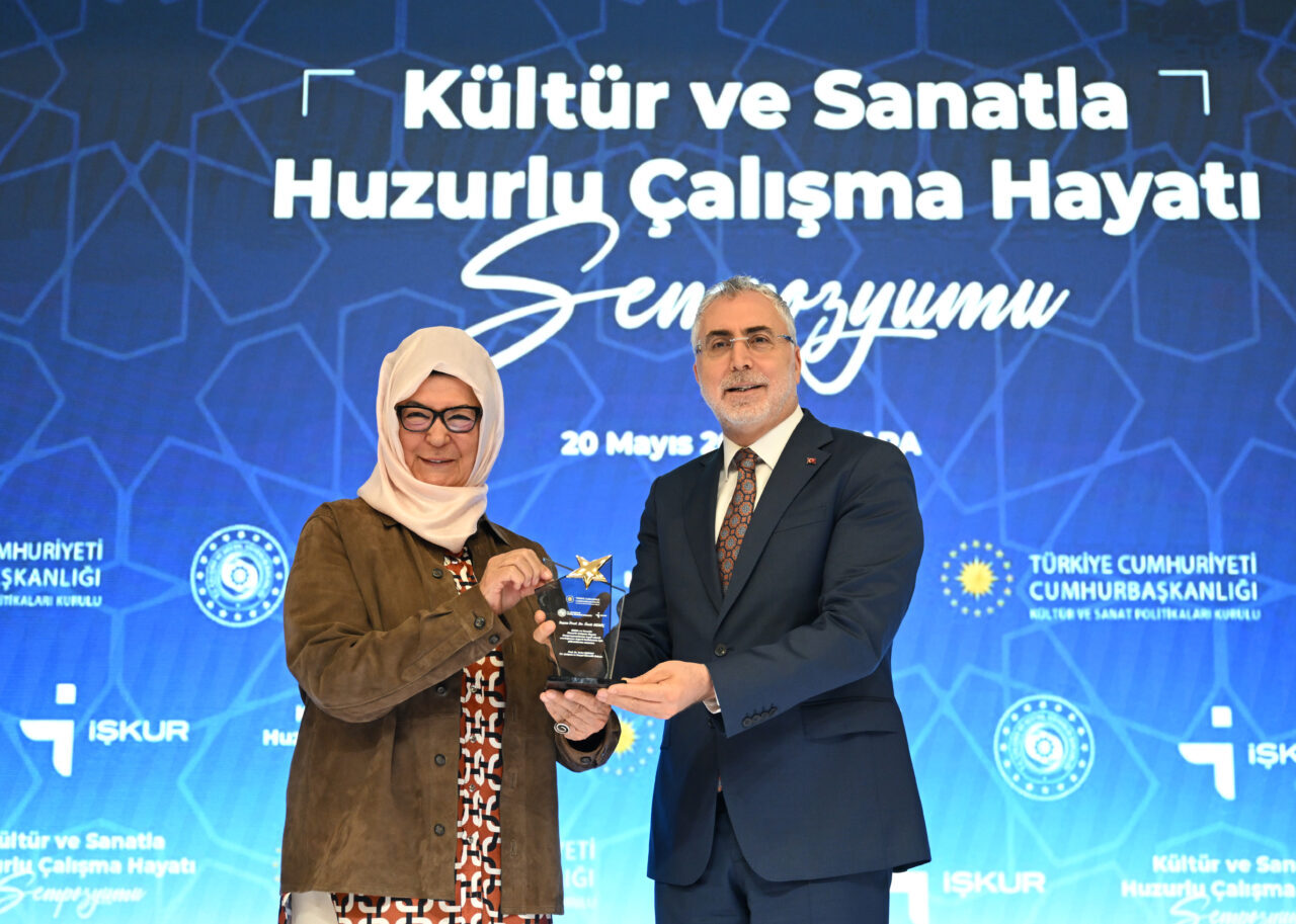 - "Cumhurbaşkanımız Recep Tayyip Erdoğan'ın işaret ettiği Türkiye Yüzyılı vizyonunda,