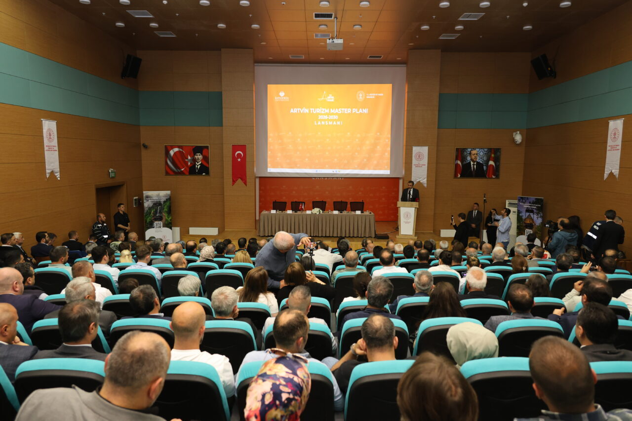 - "30 milyar dolarlar civarında olan gelirimiz 2025 yılı sonu