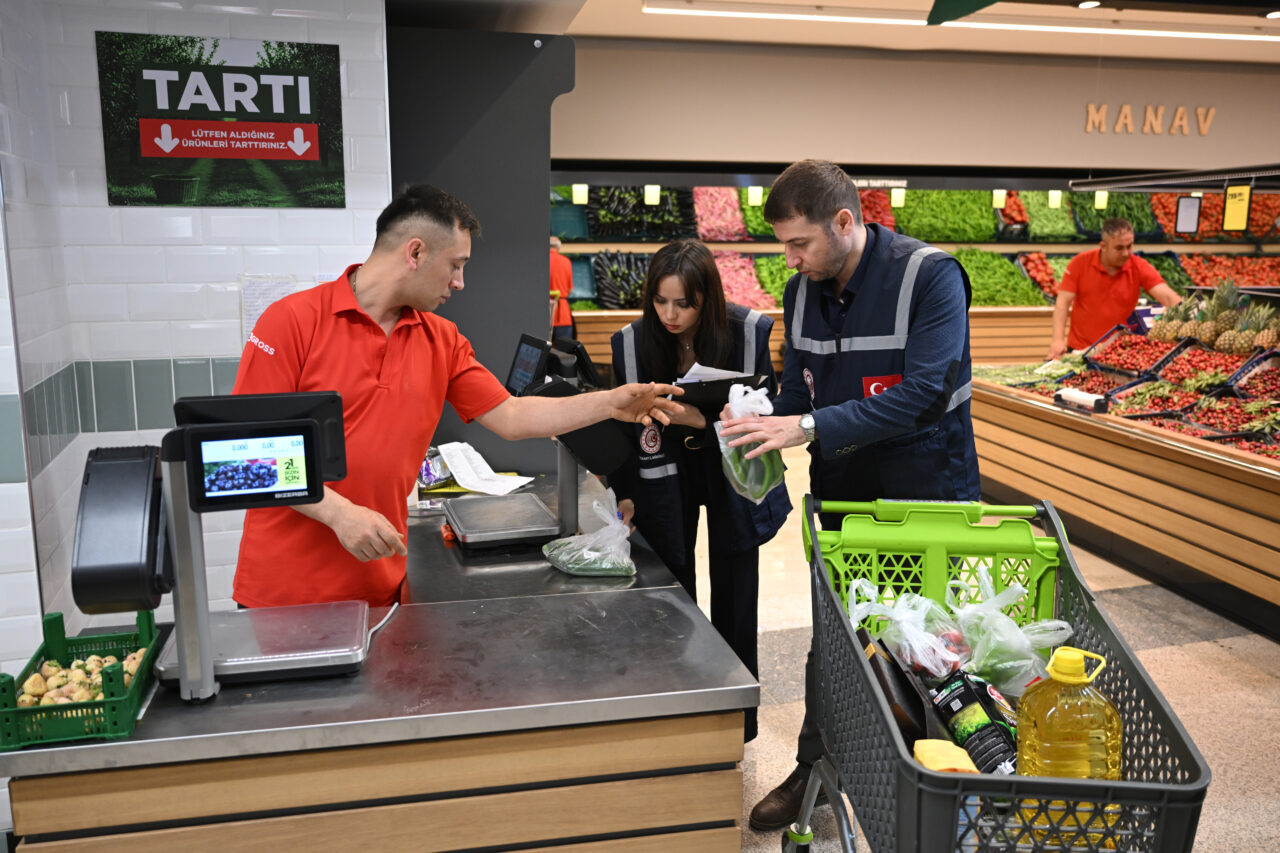 ANKARA (AA) – Ticaret Bakanlığı ekipleri, Ankara'da Kurban Bayramı öncesinde