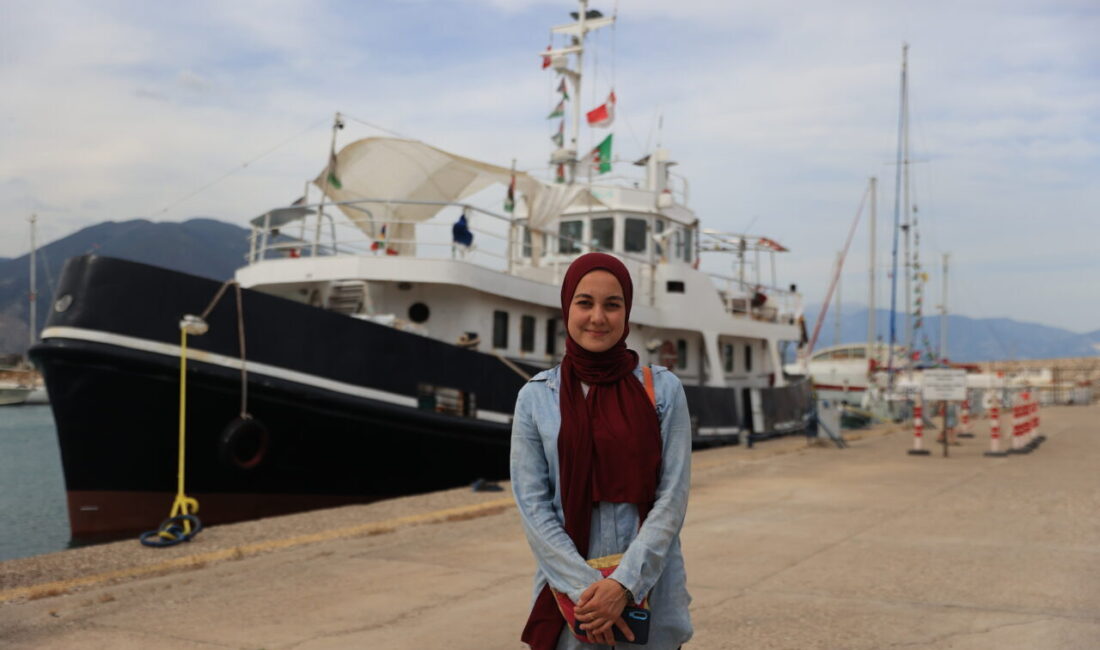 - Küresel Sumud Filosu Yönetim Kurulu Üyesi Sümeyra Akdeniz Ordu:
-