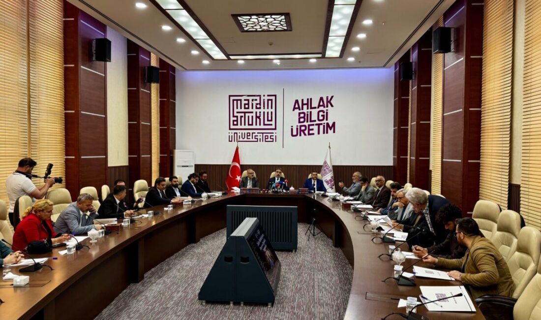 - Mardin Artuklu Üniversitesi Rektörü Prof. Dr. İbrahim Özcoşar:
- "Ahmedi