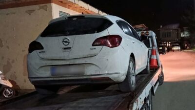 SAKARYA (AA) – Kuzey Marmara Otoyolu'nda ters yönde ilerleyen otomobil