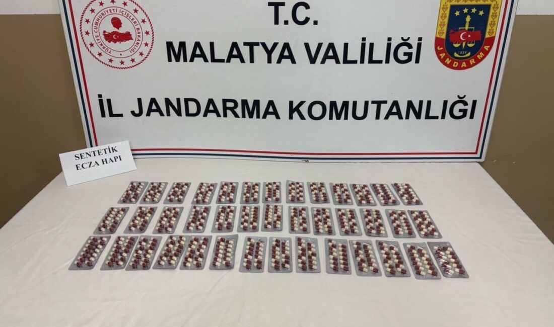 MALATYA (AA) – Malatya'da düzenlenen uyuşturucu operasyonunda 2 şüpheli gözaltına