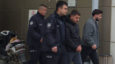 MANİSA (AA) – Manisa'nın Kula ilçesinde kardeşi tarafından bıçaklandığı iddia