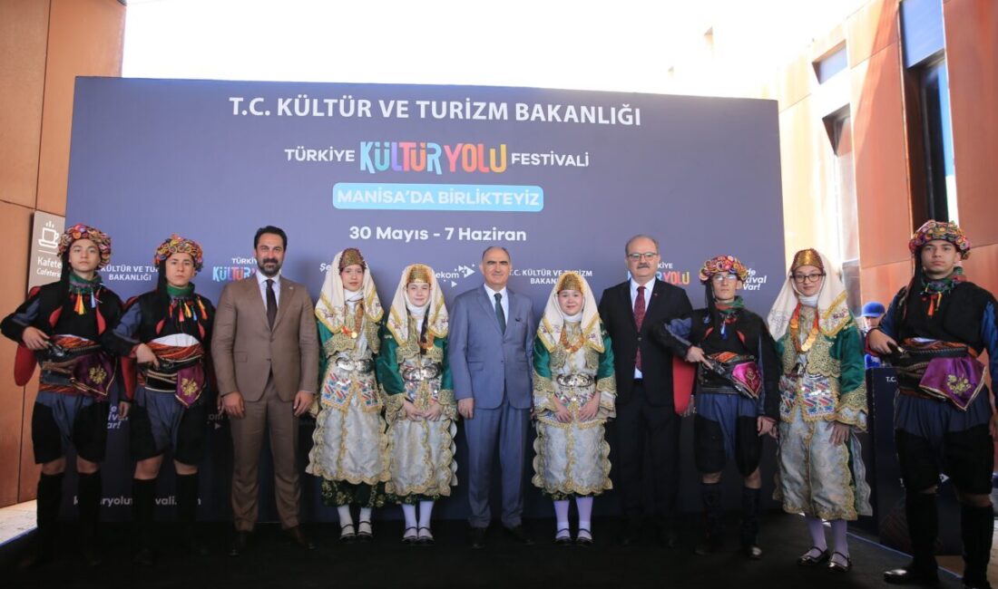 - Kültür ve Turizm Bakan Yardımcısı Serdar Çam:
- "Her ne