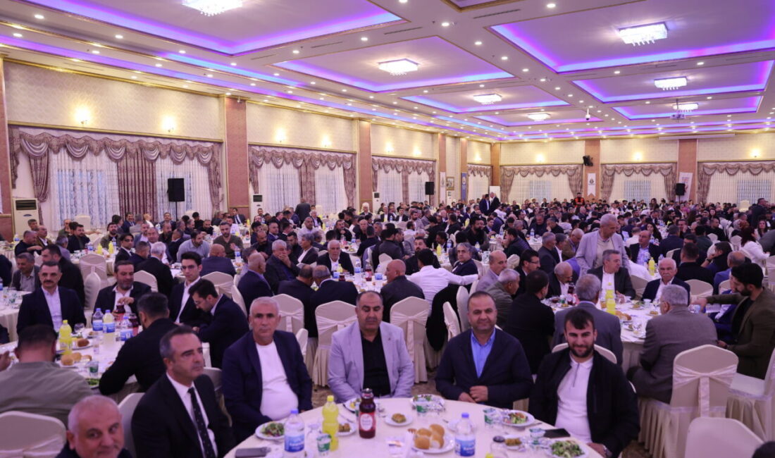 - Toplantıya video konferans sistemi üzerinden katılan TOBB Başkanı Rifat