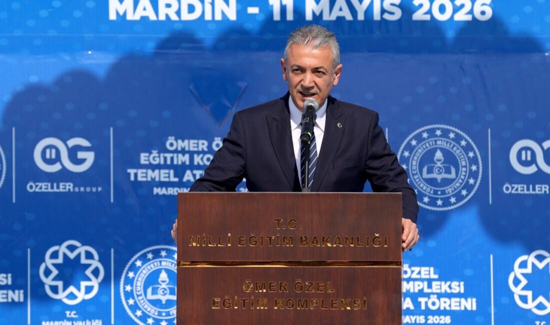 - Milli Eğitim Bakan Yardımcısı Muhammet Bilal Macit:
- "Bilim adamı,