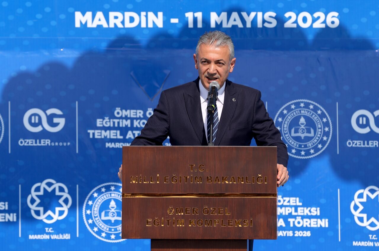 - Milli Eğitim Bakan Yardımcısı Muhammet Bilal Macit:
- "Bilim adamı,