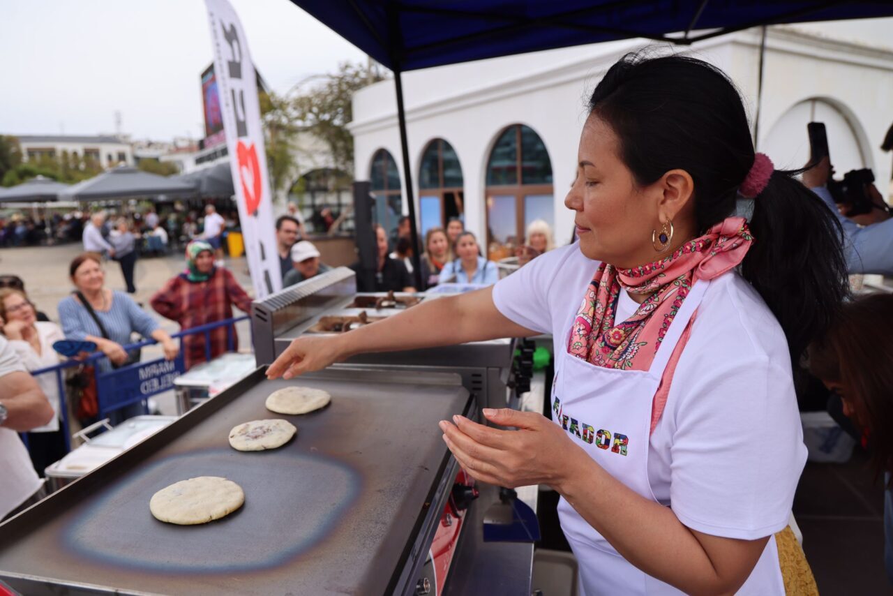 - Meksika'nın sokak lezzetlerinden El Salvador'un "pupusa"sına, Dominik'in "casabe" ekmeğinden