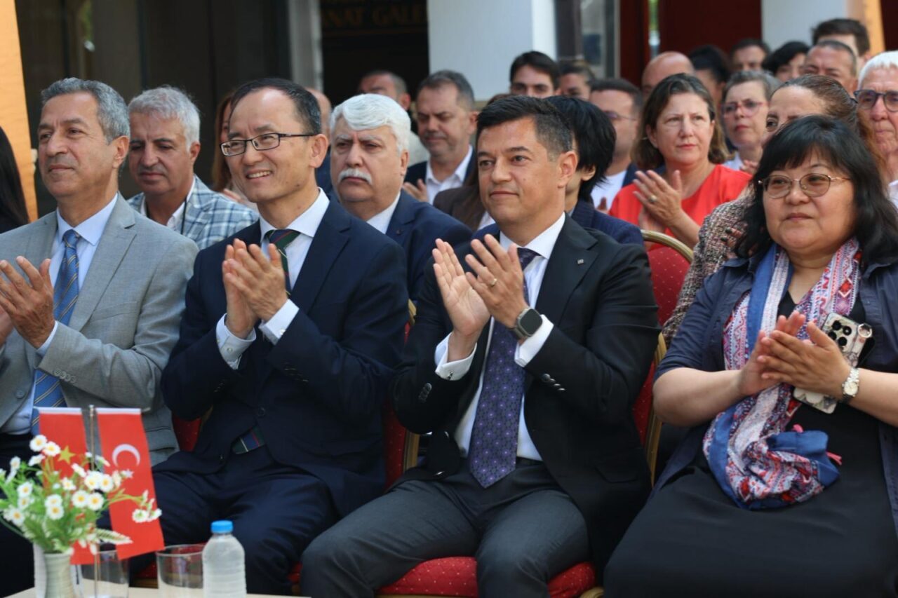 - Marmaris Belediye Başkanı Acar Ünlü:
- "Marmaris’i yalnızca deniz ve