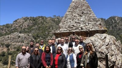 MUĞLA (AA) – Muğla'nın Marmaris ilçesinde Halikarnas Mozolesi'nin minyatür bir