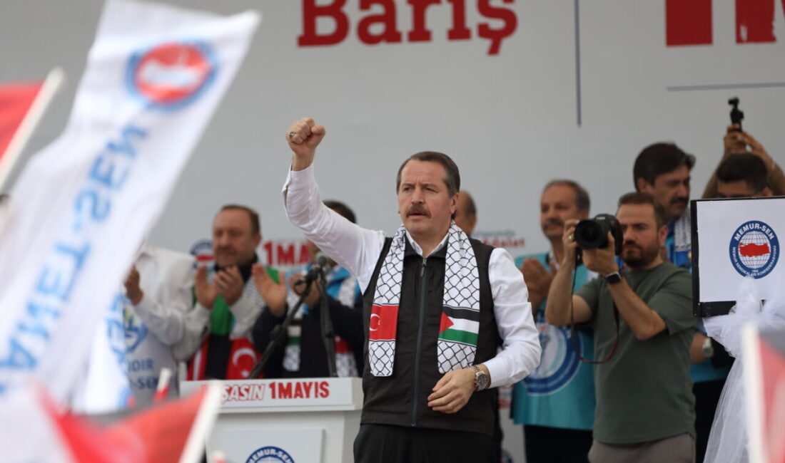 - Memur-Sen Genel Başkanı Ali Yalçın:
- "Bizi güçlü kılacak olan