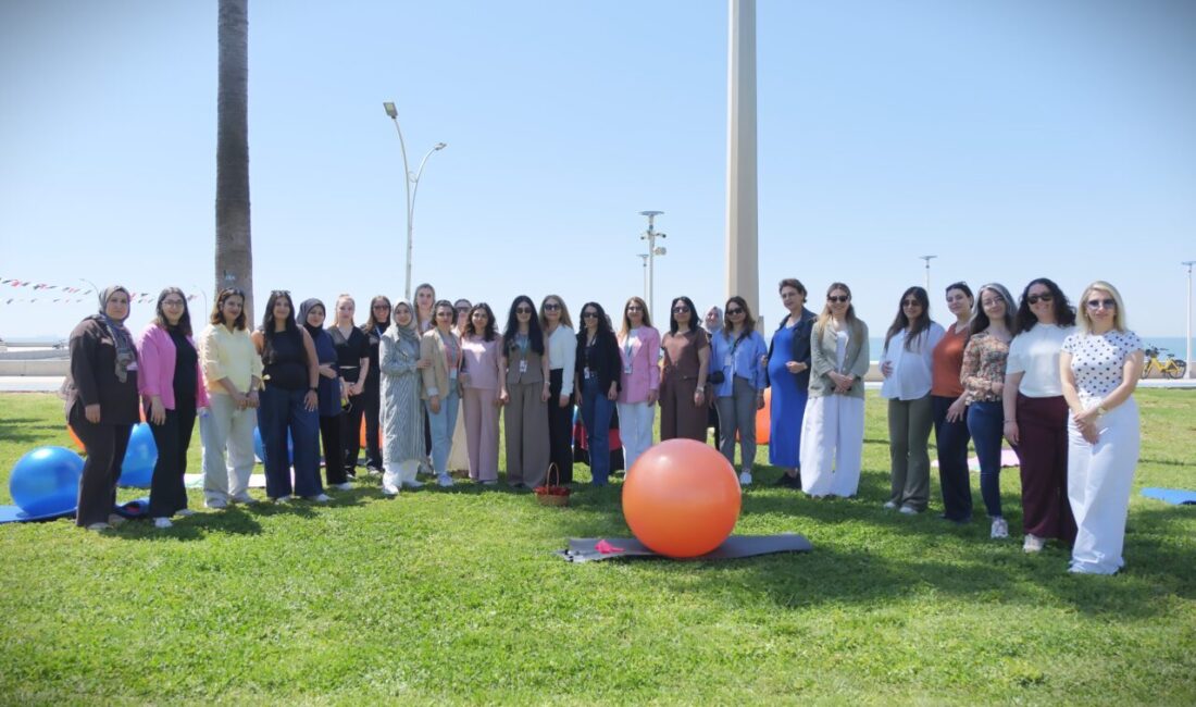 MERSİN (AA) – Mersin sahilinde İl Sağlık Müdürlüğünce anneler ve