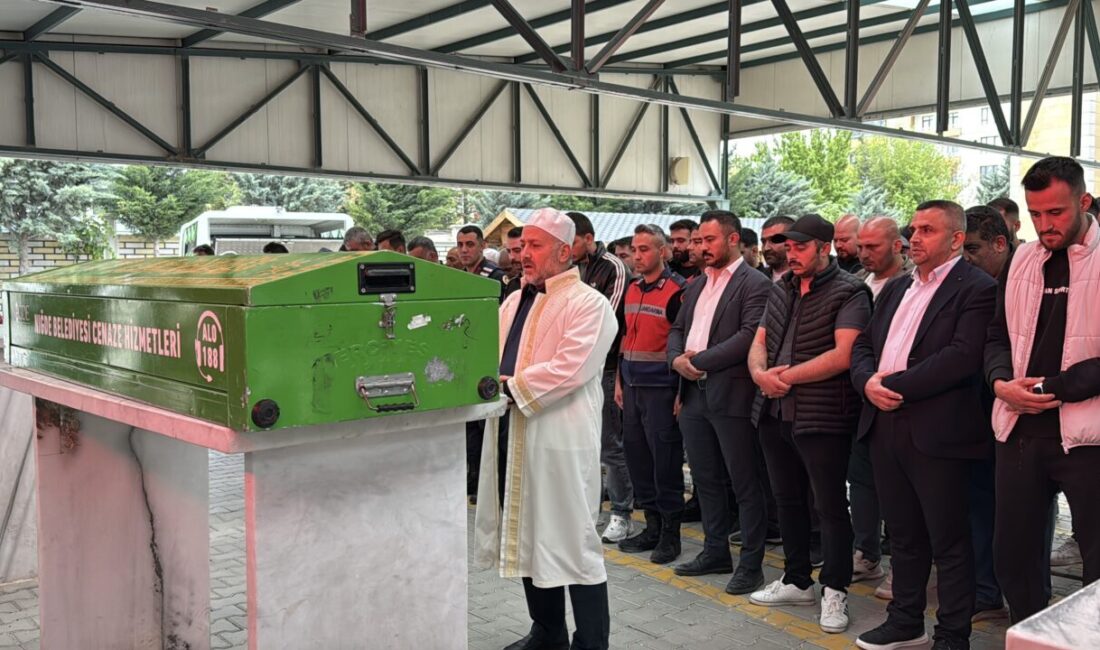 NİĞDE (AA) – Mersin'de bir kişinin lokanta ve farklı mahallelerde