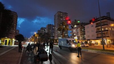MERSİN (AA) – Mersin'de trafik denetimlerinde çeşitli kural ihlalleri yapan