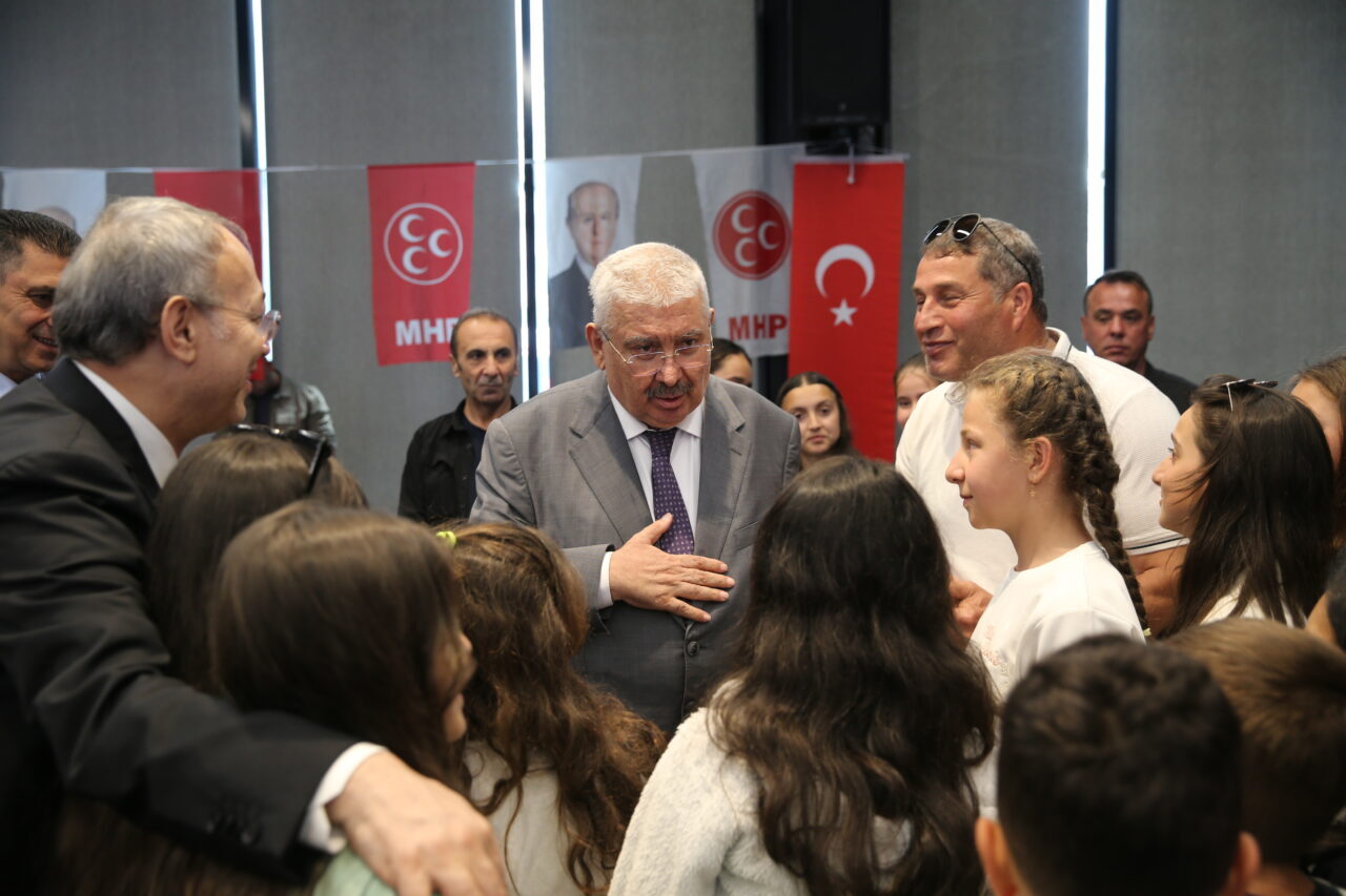 - "Yıl sonuna kadar 963 ilçe ve 81 ilde kongrelerimizle