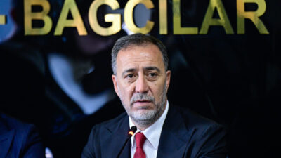 - "Bundan önce Bağcılar ilçe teşkilatımızda görev yapan, omuz veren