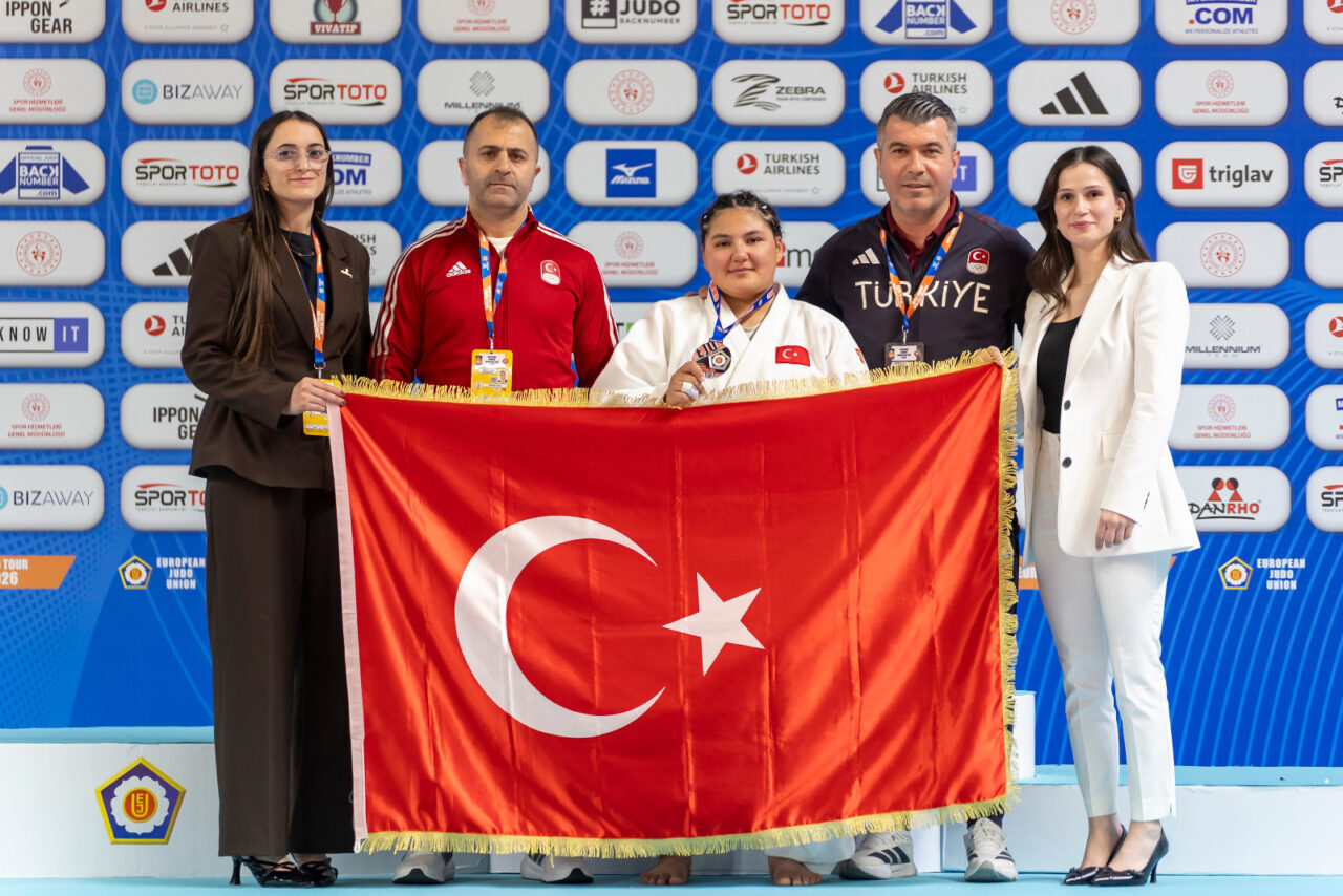ANKARA (AA) – Milli judocu Nisanur Serin, İstanbul'da devam eden