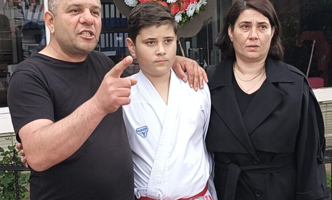 AYDIN (AA) – Aydın'ın Kuyucak ilçesinde yaşayan Aliihsan Karasu, belediyeyi