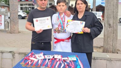 AYDIN (AA) – Aydın'ın Kuyucak ilçesinde yaşayan Aliihsan Karasu, belediyeyi