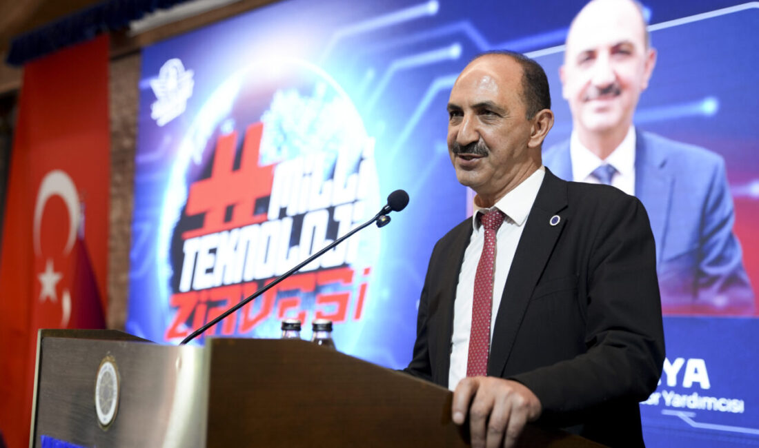- Yıldız Teknik Üniversitesi Rektör Yardımcısı Prof. Dr. Vatan Karakaya:
-