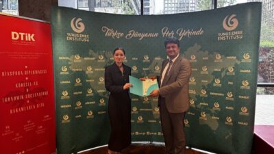 MOSKOVA (AA) – Rusya’nın başkenti Moskova’da Yunus Emre Enstitüsünde (YEE)