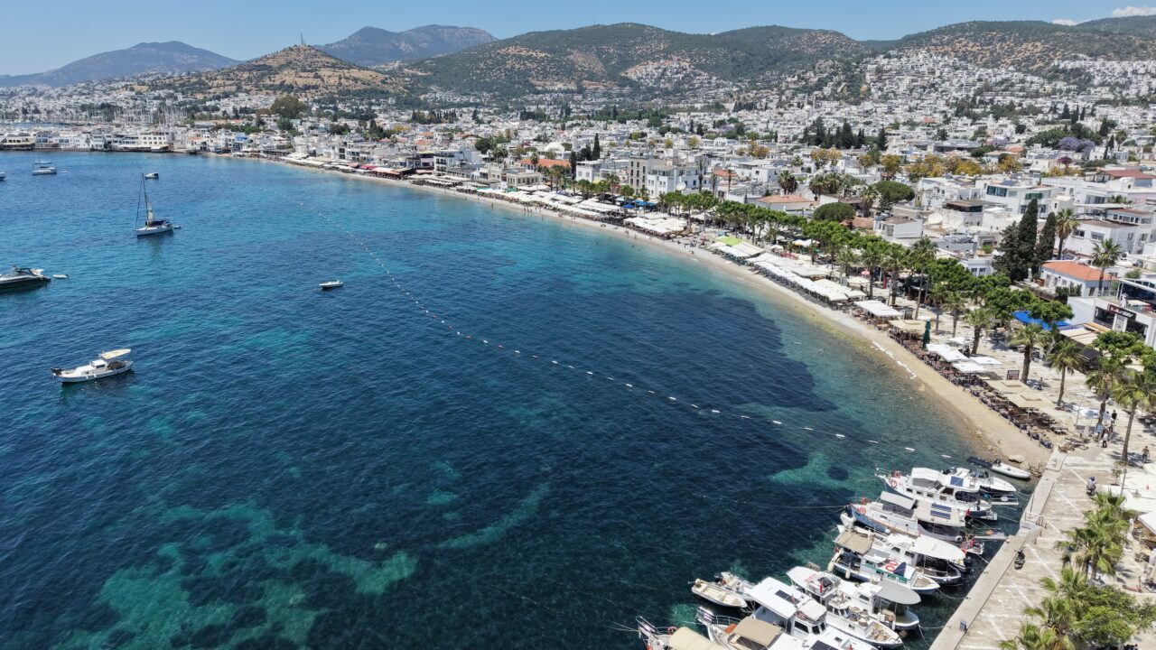 MUĞLA (AA) – Kurban Bayramı dolayısıyla Muğla'nın Marmaris, Fethiye, Bodrum