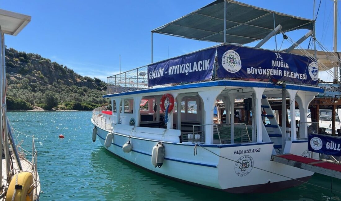 MUĞLA (AA) – Muğla'da Güllük-Kıyıkışlacık ile Fethiye-Şövalye Adası arasında yolcu