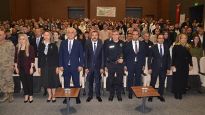 MUŞ (AA) – Muş'ta Engelliler Haftası dolayısıyla program düzenlendi. Aile