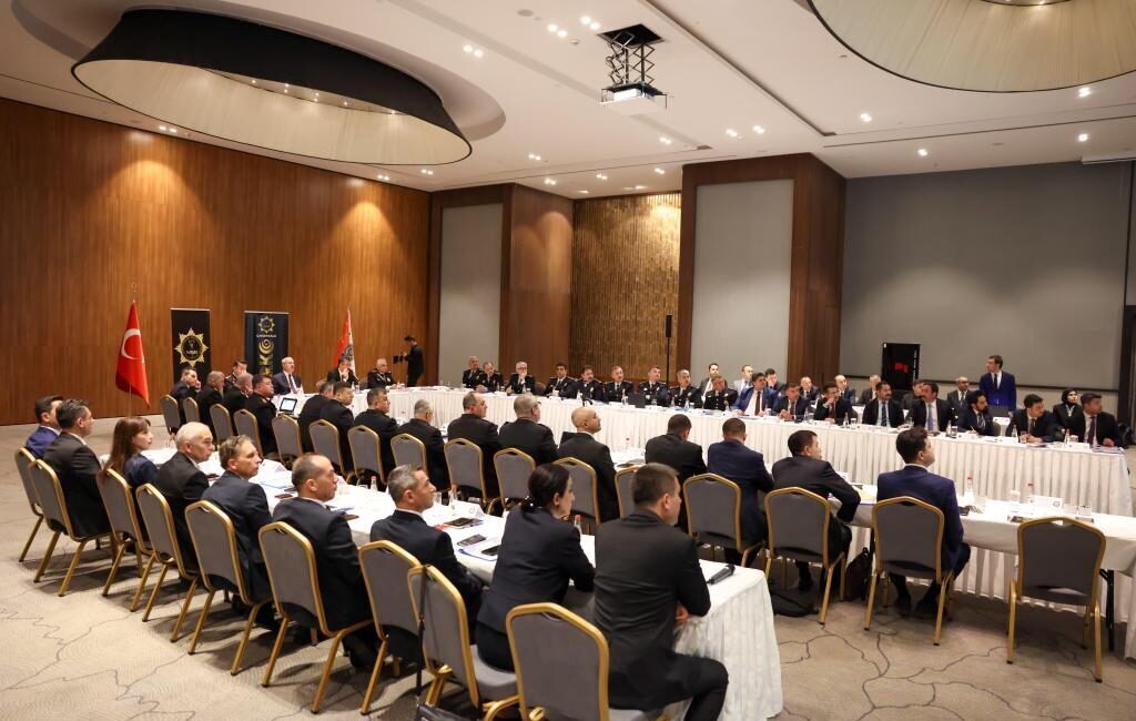 - Toplantıya İçişleri Bakan Yardımcısı Ali Çelik de katıldı