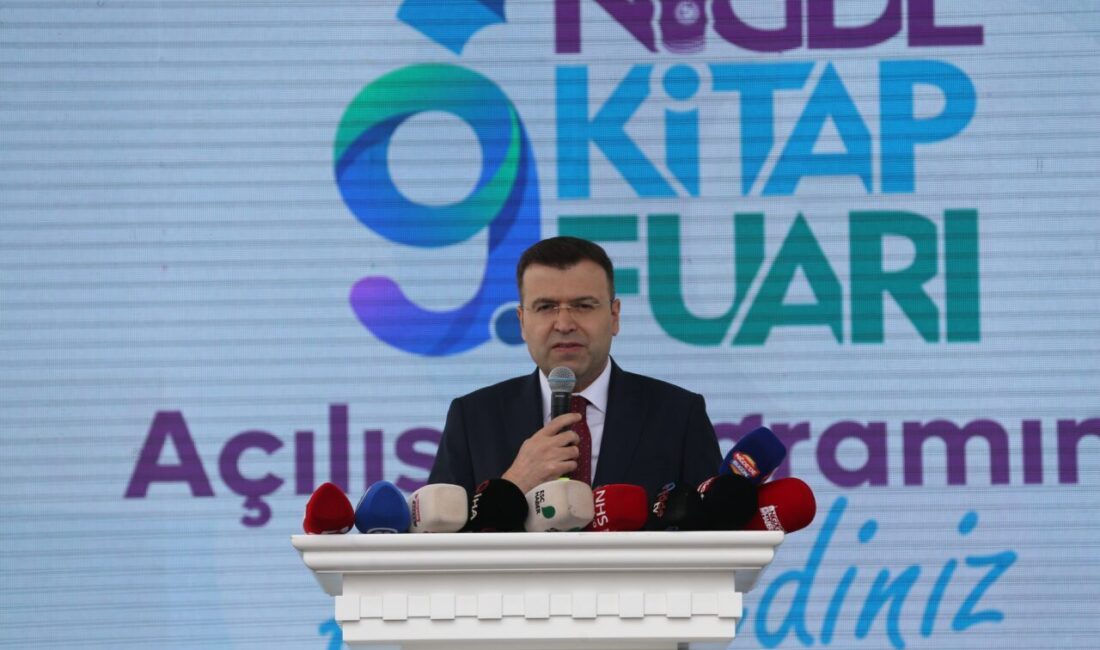 NİĞDE (AA) – Niğde Belediyesince "Okuyan Şehir" temasıyla düzenlenen 9.