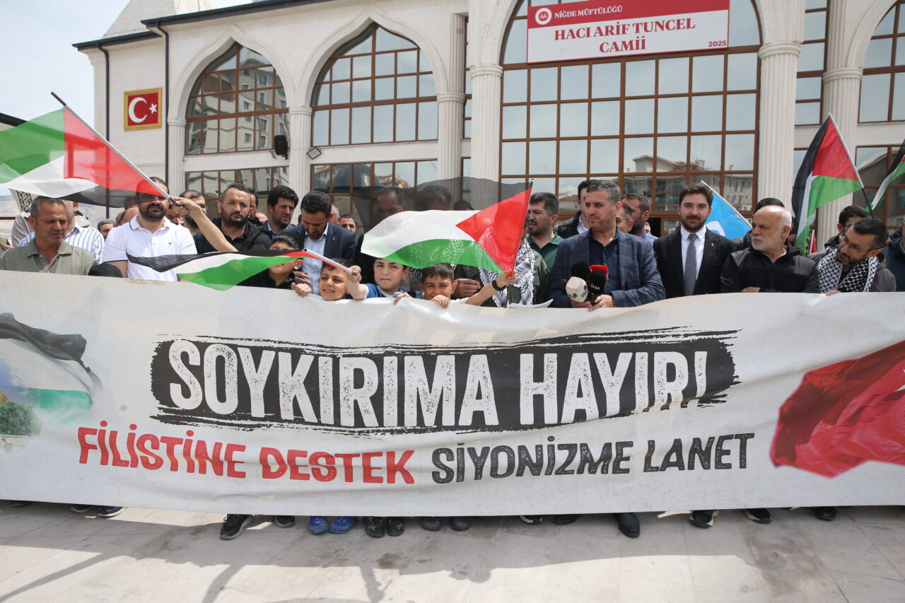 NİĞDE (AA) – Niğde ve Nevşehir'de sivil toplum kuruluşlarının temsilcileri,