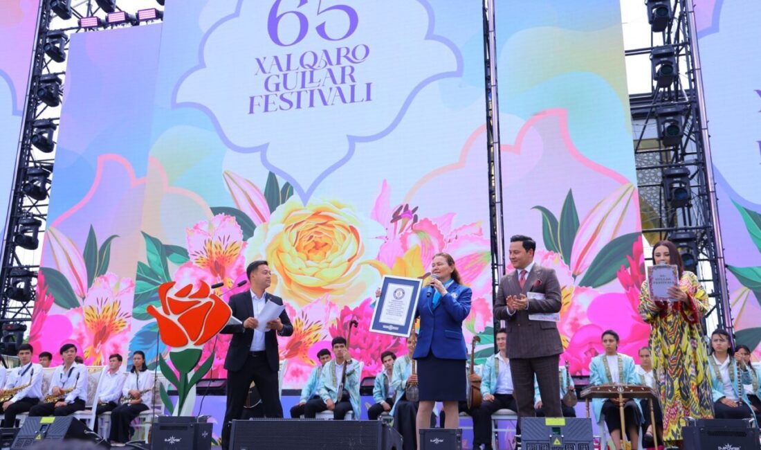 - Festival kapsamında 150 milyon çiçeğin dikildiği Namangan, "Bir ay