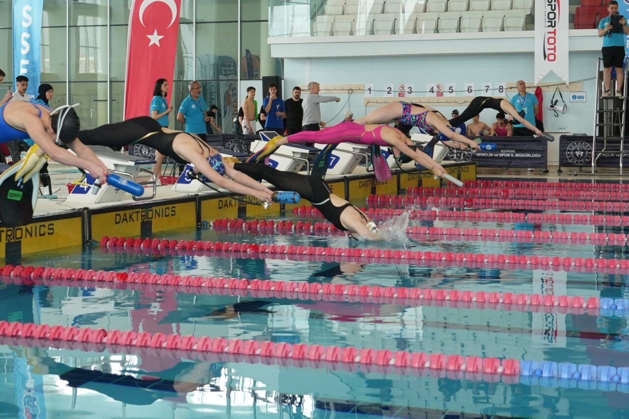 - Organizasyonda 5 Türkiye rekoru kırıldı