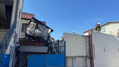 İSTANBUL (AA) – Pendik'te bir binanın girişindeki müştemilatında çıkan ve