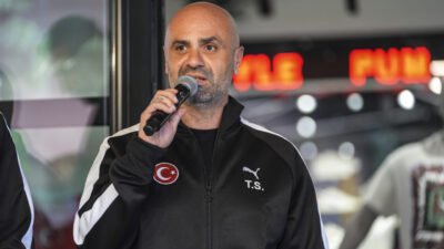 - TBF Başkanı Hidayet Türkoğlu:
"Basketbolun yalnızca sahada oynanan bir oyun