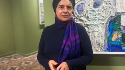 - Bağımsız Sanat Vakfı kurucusu ve sanatçı Hülya Yazıcı:
- "Sanatta