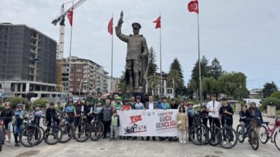 RİZE (AA) – Rize'de, 19 Mayıs Atatürk'ü Anma, Gençlik ve