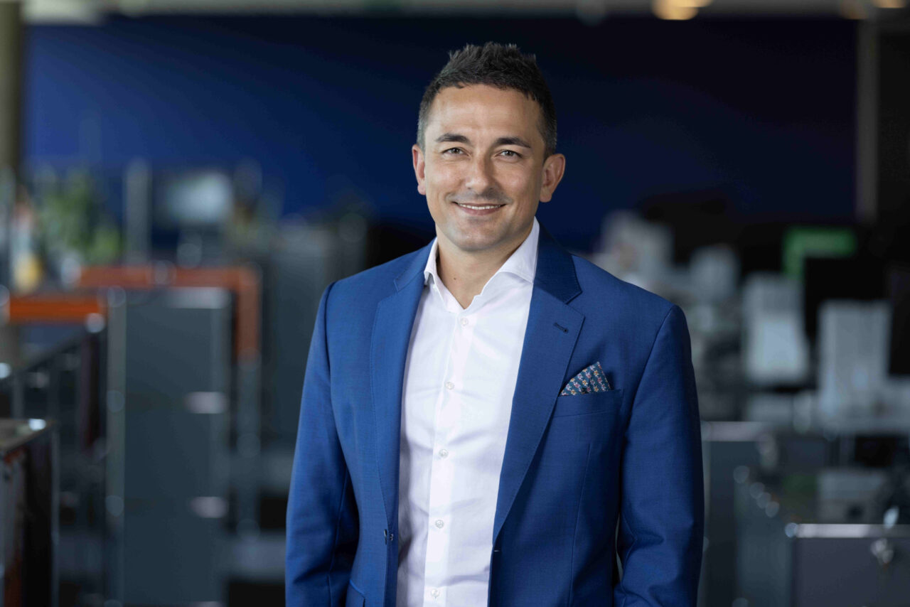 - Roche İlaç Türkiye Genel Müdürü Farid Bidgoli:
- "Bireylerin yaşam