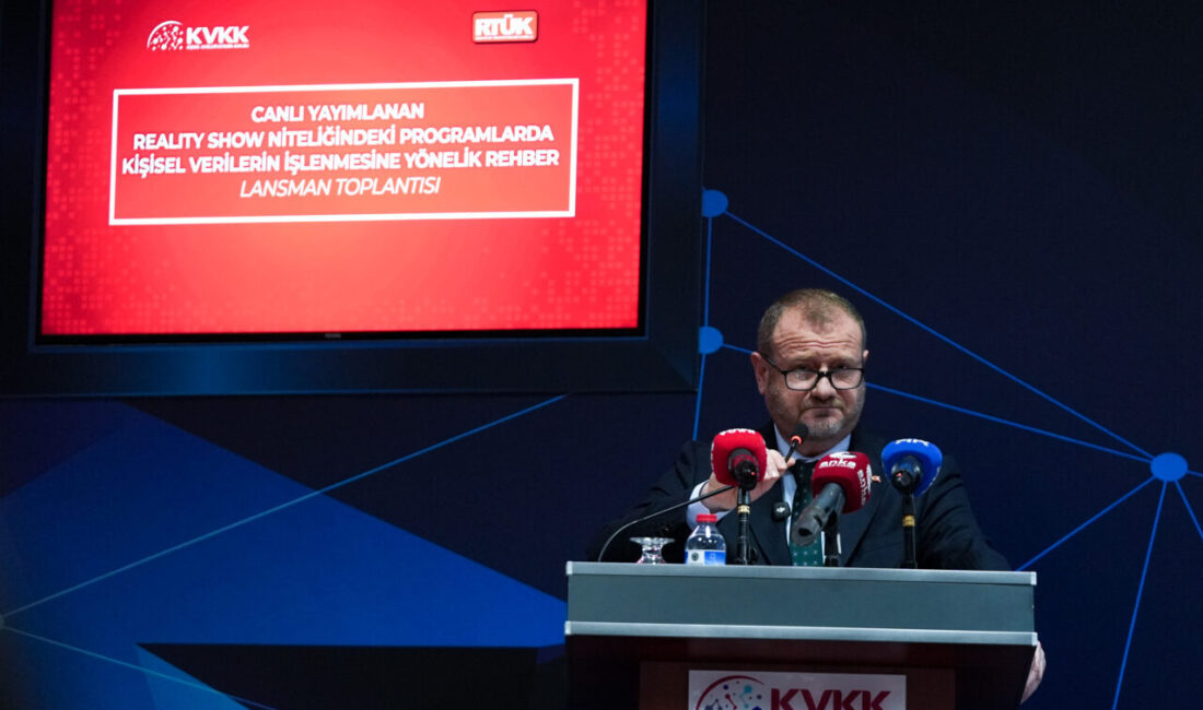 - Radyo ve Televizyon Üst Kurulu Başkanı Mehmet Daniş:
- "Bu