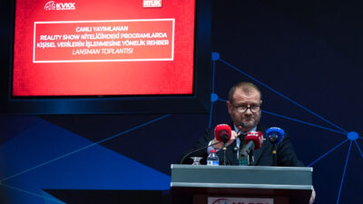 - Radyo ve Televizyon Üst Kurulu Başkanı Mehmet Daniş:
- "Bu