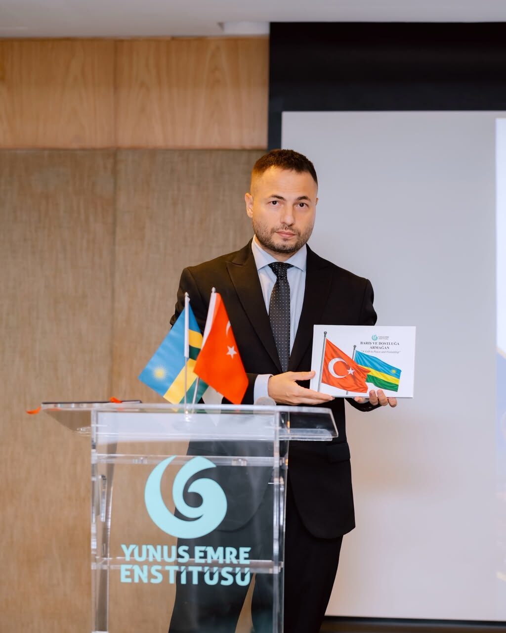 ABUJA (AA) – Ruanda'daki Kigali Yunus Emre Enstitüsü (YEE) tarafından
