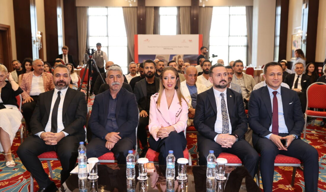 - Mardin İl Kültür ve Turizm Müdürü Vural Güngör:
- "Mardin