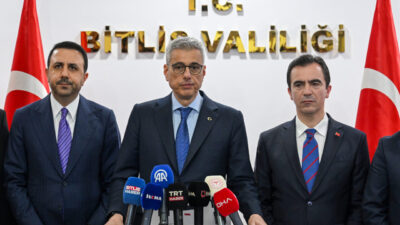 - "Bitlis'ten başka kente hasta gitmesini engelleyecek şekilde bütün planlamalarımızı