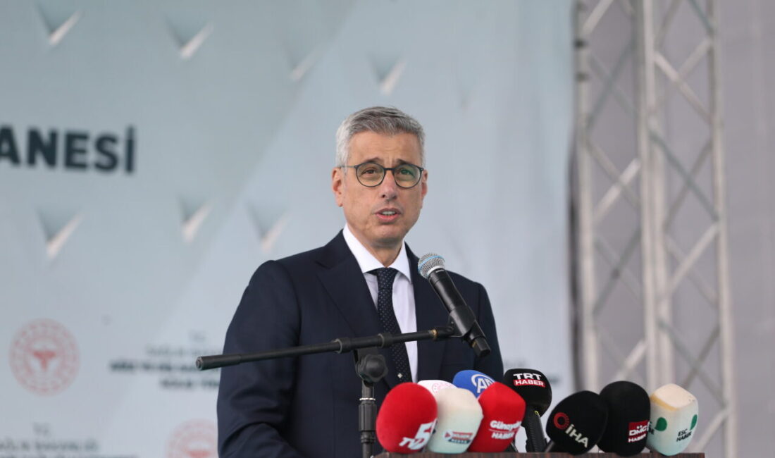 - "İnşallah Türkiye nasıl sağlık hizmetinde örnek olmuşsa, sağlık teknolojisi