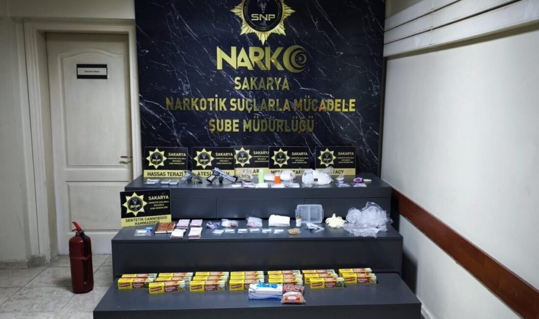 SAKARYA (AA) – Sakarya merkezli 2 ilde düzenlenen uyuşturucu operasyonunda