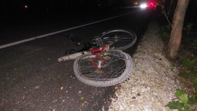 SAKARYA (AA) – Sakarya'nın Akyazı ilçesinde motosiklet ile bisikletin çarpışması