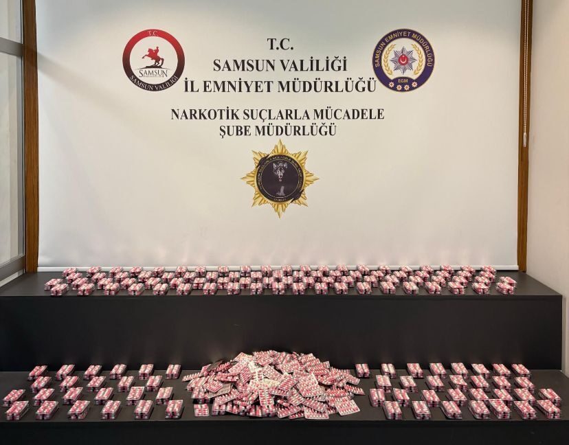 SAMSUN (AA) – Samsun'da düzenlenen operasyonda 11 bin 704 sentetik