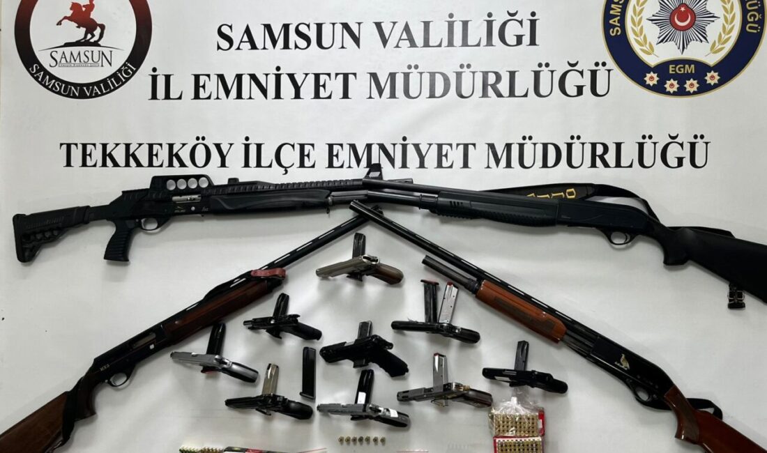 SAMSUN (AA) – Samsun'un Tekkeköy ilçesinde düzenlenen kaçak silah ticareti